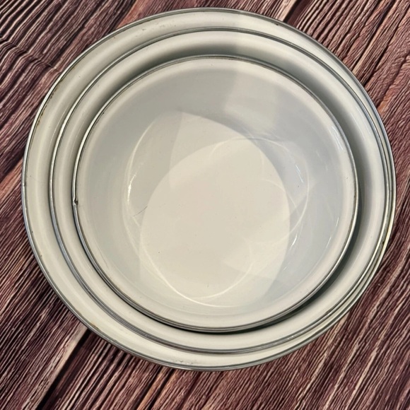 Victoria Silk Flowers Metal Enamel Nesting Bowls Mixing BowL Grandma Cottage VTG - Picture 7 of 11